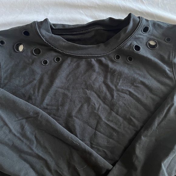 Lululemon Crop Sweater - Picture 2 of 3